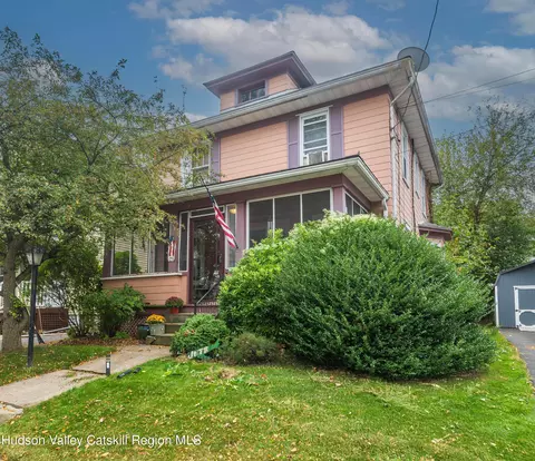 69 Washington Ave, Kingston, NY 12401