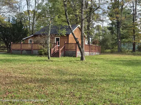 598 Oak Ridge Rd, Ellenville, NY 12428