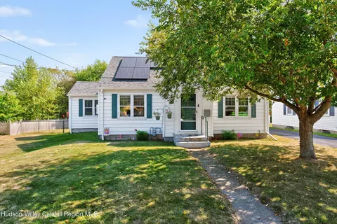9 Koeppel Ave, Catskill, NY 12414