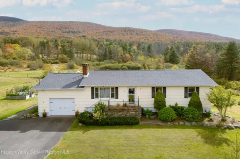 410 Big Hollow Rd, Windham, NY 12496