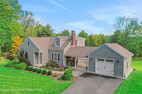 2481 Bruynswick Rd, Wallkill, NY 12589