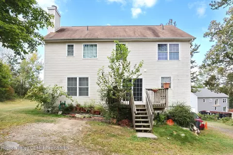 4 Cameron Pl, Wallkill, NY 12589 photo 22