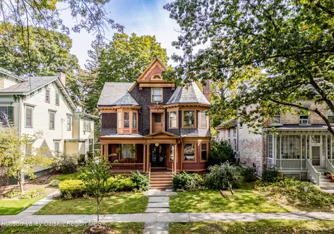 119 Academy St, Poughkeepsie, NY 12601