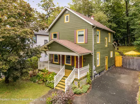 306 E Chester St, Kingston, NY 12401