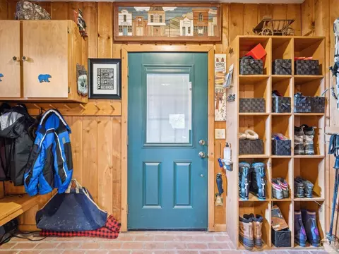 Entry Way - 57 Brainard Rdg #3-E, Windham, NY 12496 photo 1 of 6