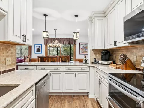 Kitchen - 57 Brainard Rdg #3-E, Windham, NY 12496 photo 3 of 4