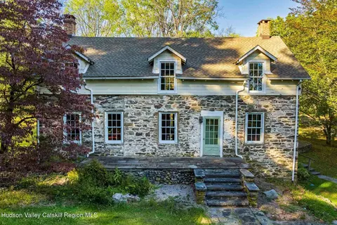 392-396 Cottekill Rd, Stone Ridge, NY 12484