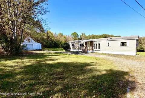 56 Agape Ln, East Durham, NY 12423