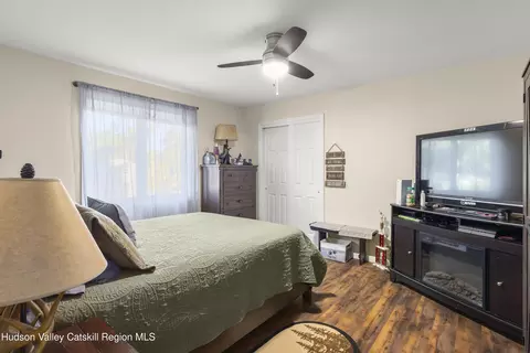 Bedroom - 7 The Concourse, Kinderhook, NY 12106 photo 4 of 4