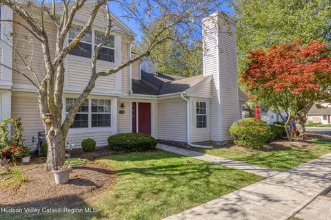 120 Penstock Ln, Lake Katrine, NY 12449