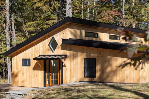 Exterior - 246 South Rd, Ruby, NY 12475 photo 3 of 7