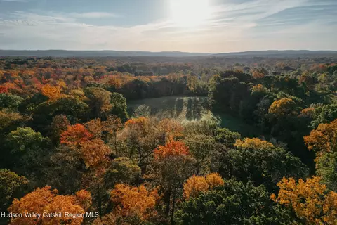 78-79 Fox Ln, Tivoli, NY 12583