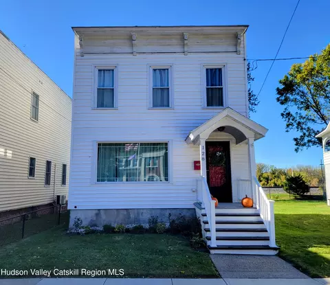 128 S Main Street St, Castleton On Hudson, NY 12033