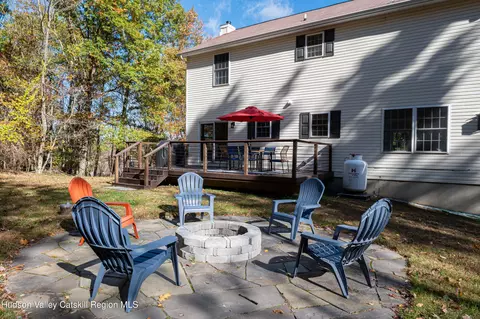Exterior - 7 Birch Hill Rd, Craryville, NY 12521 photo 3 of 6