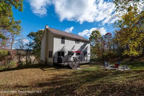Exterior - 7 Birch Hill Rd, Craryville, NY 12521 photo 4 of 6