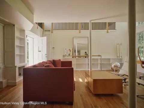 Living - 102 Melius Rd, Warren, CT 06754 photo 5 of 5