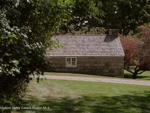 Exterior - 102 Melius Rd, Warren, CT 06754 photo 14 of 16