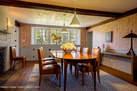 Dining - 102 Melius Rd, Warren, CT 06754 photo 1 of 2
