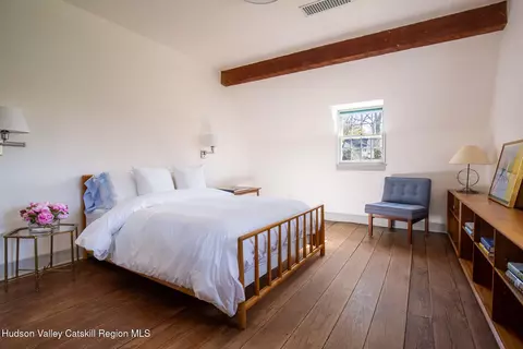 Bedroom - 102 Melius Rd, Warren, CT 06754 photo 4 of 5