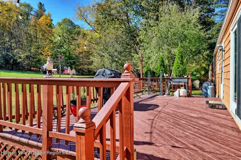 Exterior - 626 Bross St, Cairo, NY 12413 photo 4 of 8