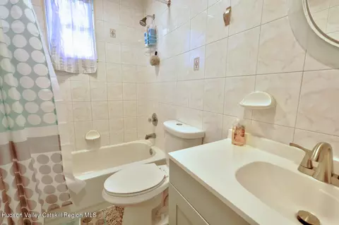 Bath - 626 Bross St, Cairo, NY 12413 photo 5 of 5