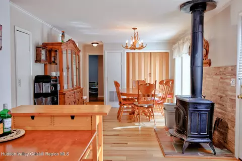 Dining - 626 Bross St, Cairo, NY 12413 photo 1 of 4