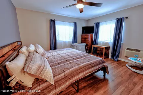 Bedroom - 626 Bross St, Cairo, NY 12413 photo 2 of 7