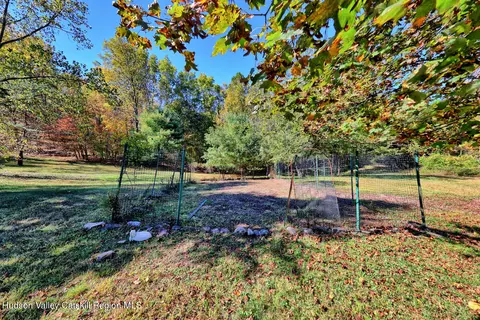 Exterior - 626 Bross St, Cairo, NY 12413 photo 6 of 8