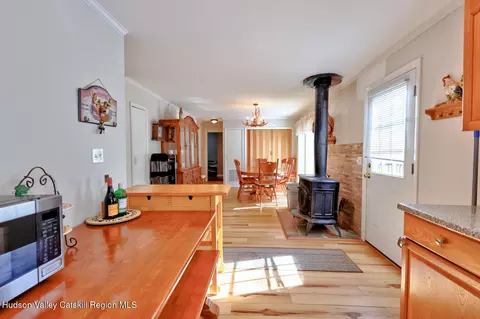 Dining - 626 Bross St, Cairo, NY 12413 photo 2 of 4