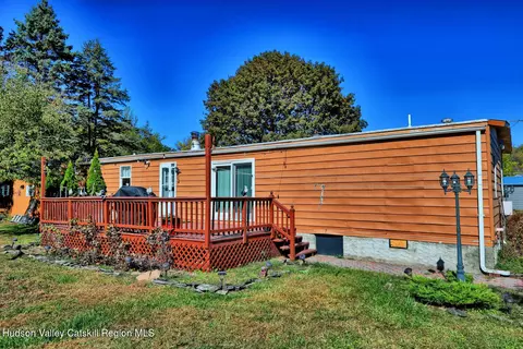 Exterior - 626 Bross St, Cairo, NY 12413 photo 3 of 8