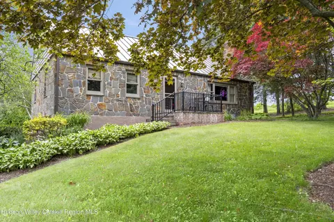 2727 County Route 8, Elizaville, NY 12523