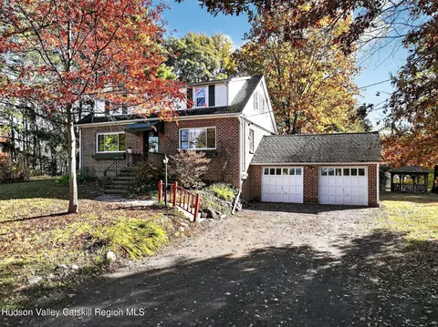1748 State Route 213, Ulster Park, NY 12487