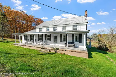 770 County Route 403, Greenville, NY 12083