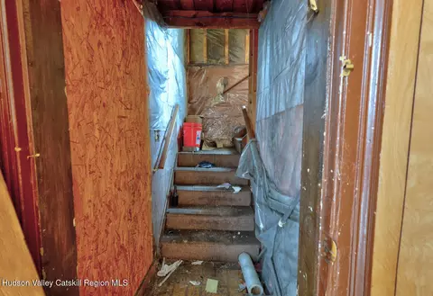 Entry Way - 460 Main St, Cairo, NY 12413 photo 8 of 18
