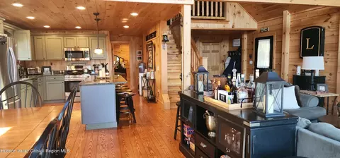 Entry Way - 4635 Route 20, Durham, NY 12422 photo 2 of 5