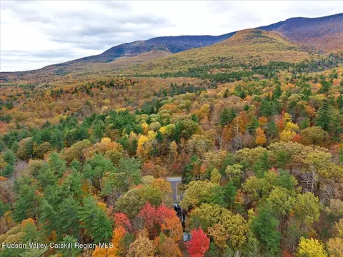 lot Apt 4 Storks Nest Rd, Round Top, NY 12473