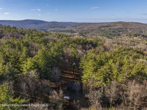 92 Cunningham Hill Rd, Canaan, NY 12029