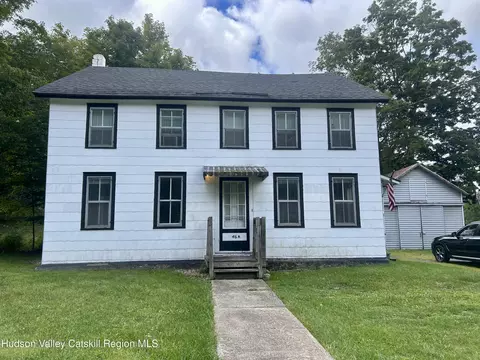 46 Church St, Nassau, NY 12123