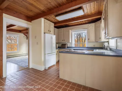 216 Starbarrack Rd, Red Hook, NY 12571 photo 18