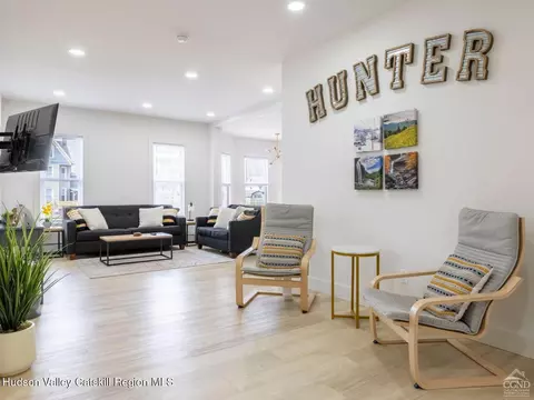 7614 Main St, Hunter, NY 12442