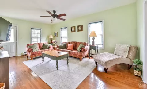 Living - 17 Mitchell Hollow Rd, Windham, NY 12496 photo 6 of 9