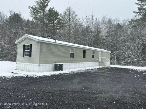 27 Mountain View Way #1, Stephentown, NY 12169