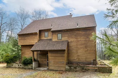 446 Abbey Rd, Woodstock, NY 12498