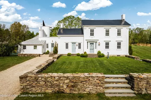 433 Rapp Rd, Valatie, NY 12184