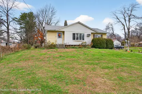 4030 Us Hwy 209, Stone Ridge, NY 12484