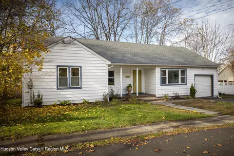 4 David St, Ellenville, NY 12428