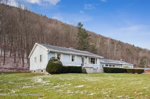 10659 Ny-7, East Worcester, NY 12064