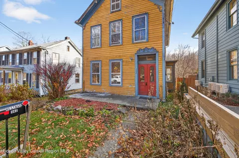 142 New Salem Rd, Kingston, NY 12401
