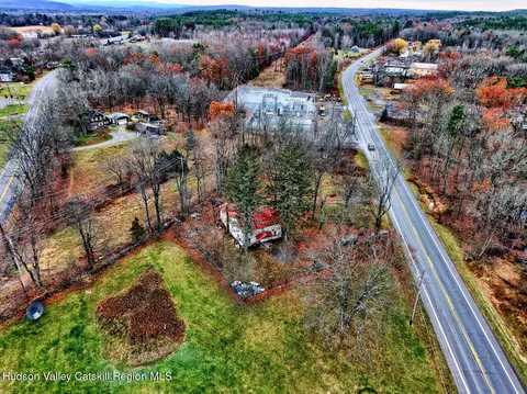 View/Area - 7548 Route 32, Cairo, NY 12413 photo 6 of 9