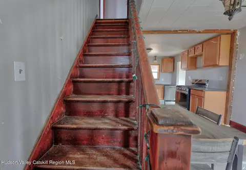 Entry Way - 7548 Route 32, Cairo, NY 12413 photo 6 of 6